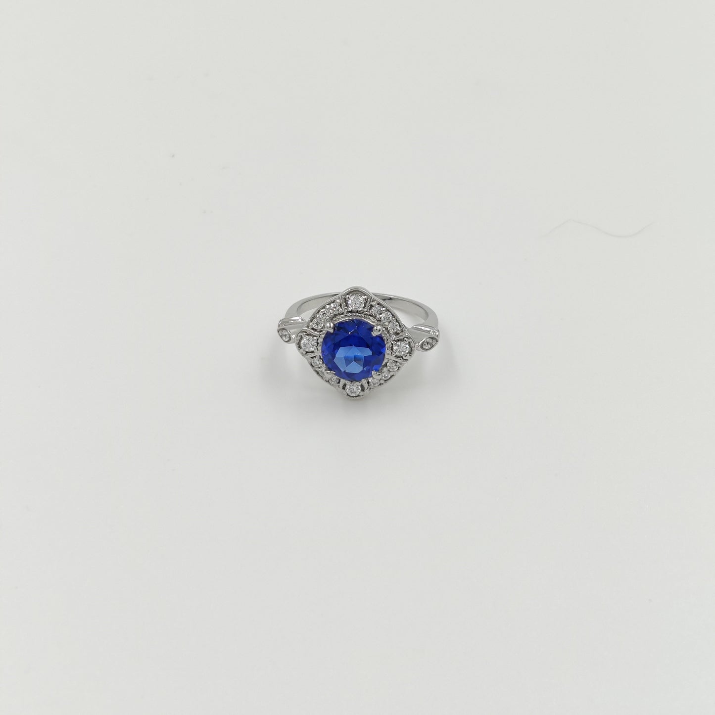 925 Sterling Silver Halo Gemstone Ring – Blue Sapphire, Emerald Green, Ruby Red, & Rose Quartz – Vintage-Inspired Statement Ring – Limited Stock!