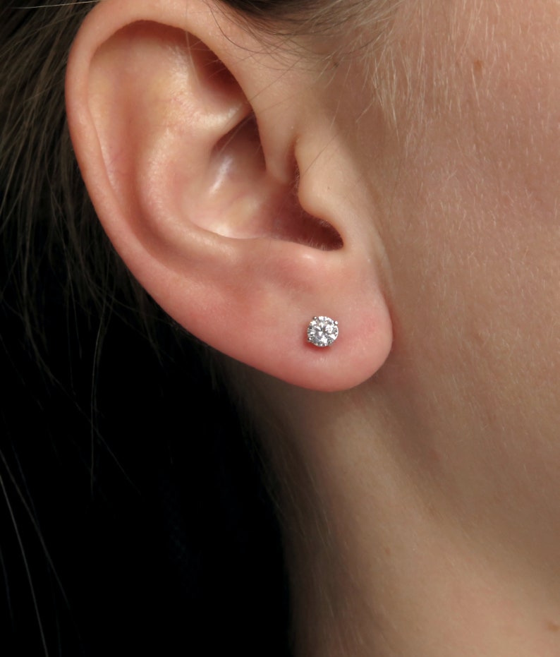 GRA Certified Moissanite Stud Earrings | 925 Sterling Silver Round Cut | Real Moissanite Earrings | Diamond Alternative | Dainty Minimalist Earrings | Perfect Gift | Trending Jewelry