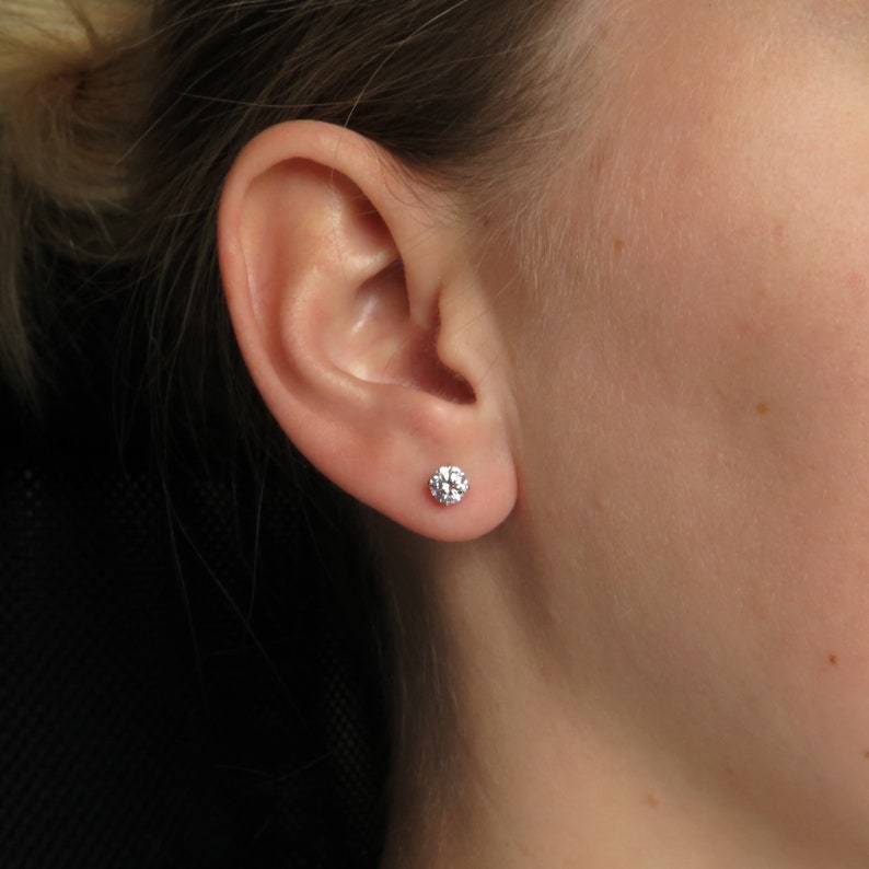 GRA Certified Moissanite Stud Earrings | 925 Sterling Silver Round Cut | Real Moissanite Earrings | Diamond Alternative | Dainty Minimalist Earrings | Perfect Gift | Trending Jewelry