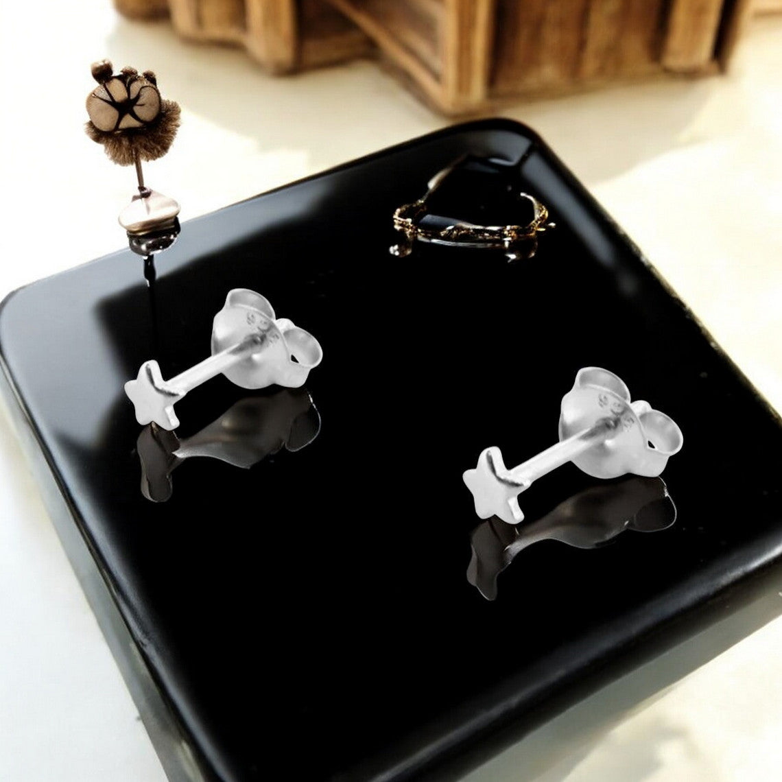Minimalist Star Shaped Stud Earrings