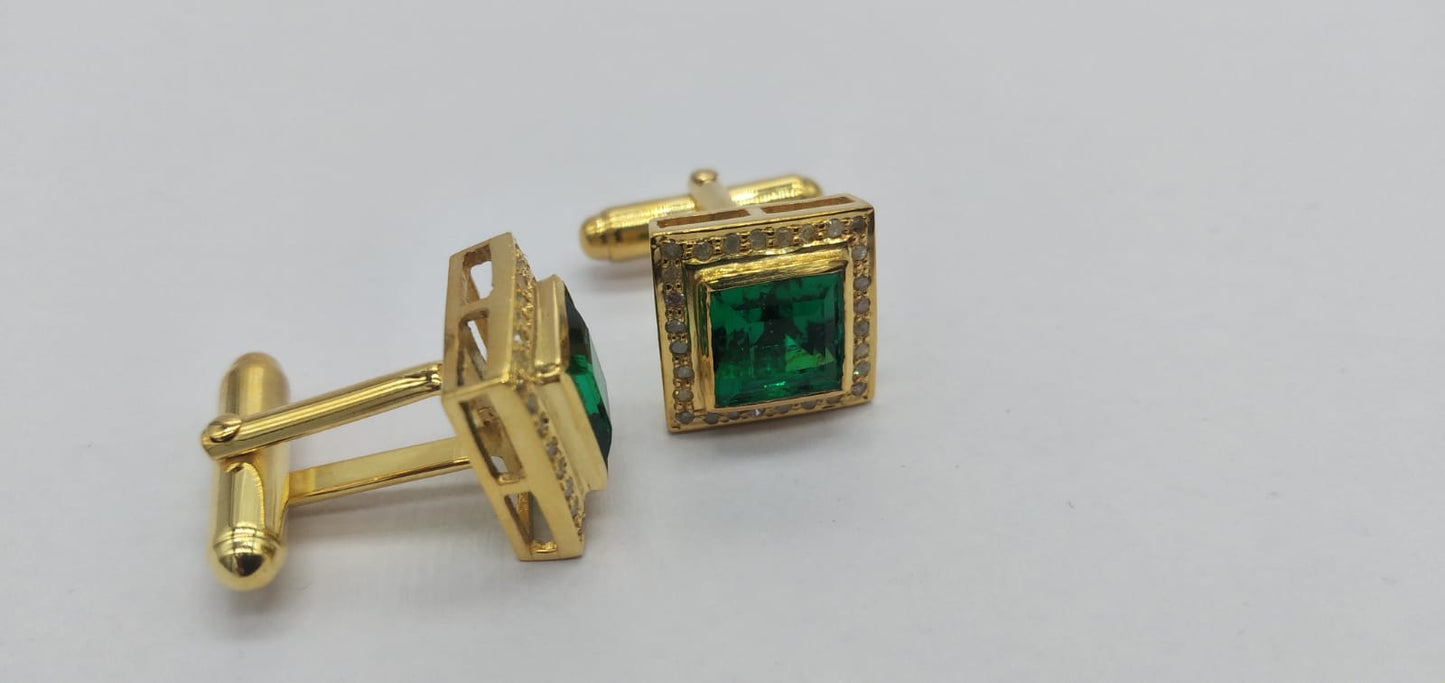 Labmade emerald  Cufflink