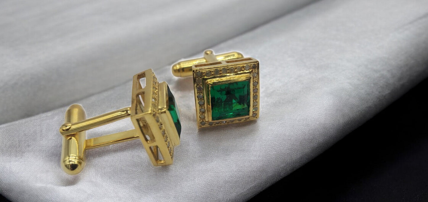 Labmade emerald  Cufflink