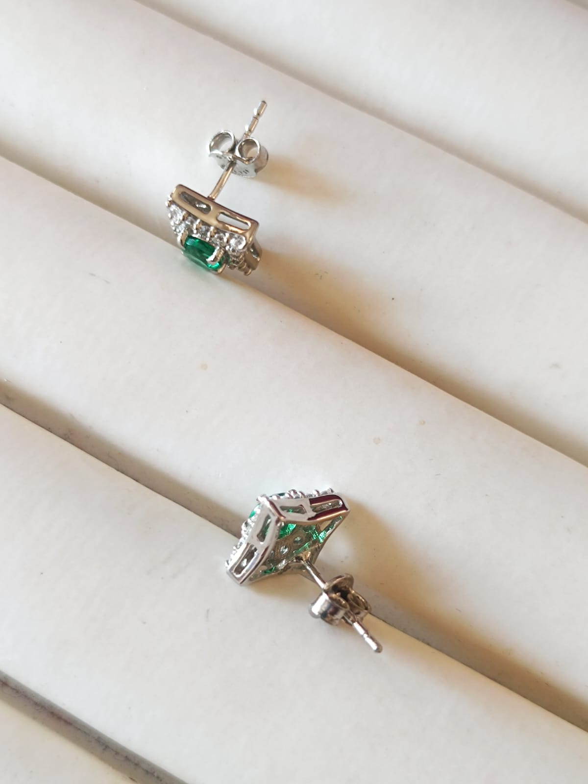 Emerald Stud Earrings in 925 Sterling Silver  – Timeless Elegance &amp; Sparkling Brilliance