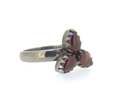 Garnet Ring, Floral Ring, Gemstone Ring, Dainty Ring, 925 Sterling Silver Promise Ring, Stackable Ring, Minimal Ring, Minimalist Ring