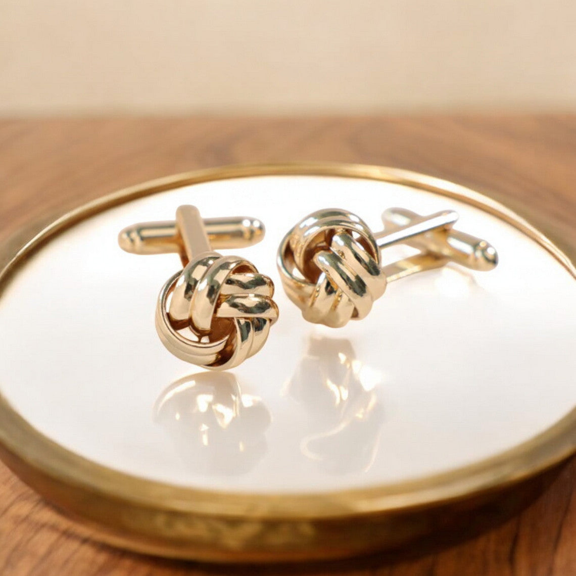 Gloden Twist Knot Cuff Link  Silver Plated / Gold CuffLink